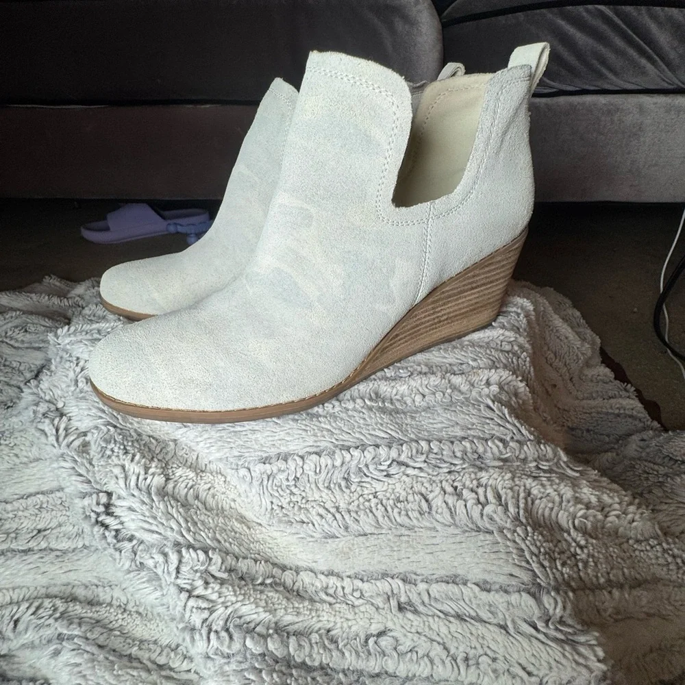 Toms Cream Camouflage Wedge Ankle Boots